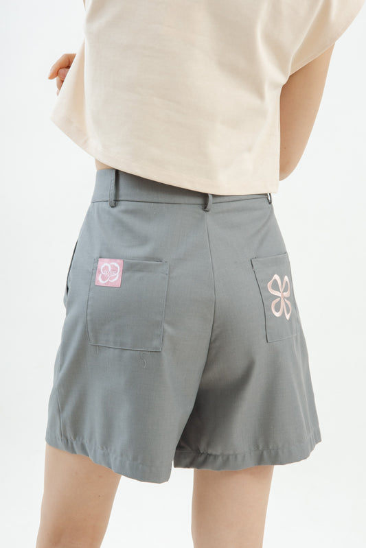 LULU Embroidery Blooming Pocket Tailored Shorts (Grey)