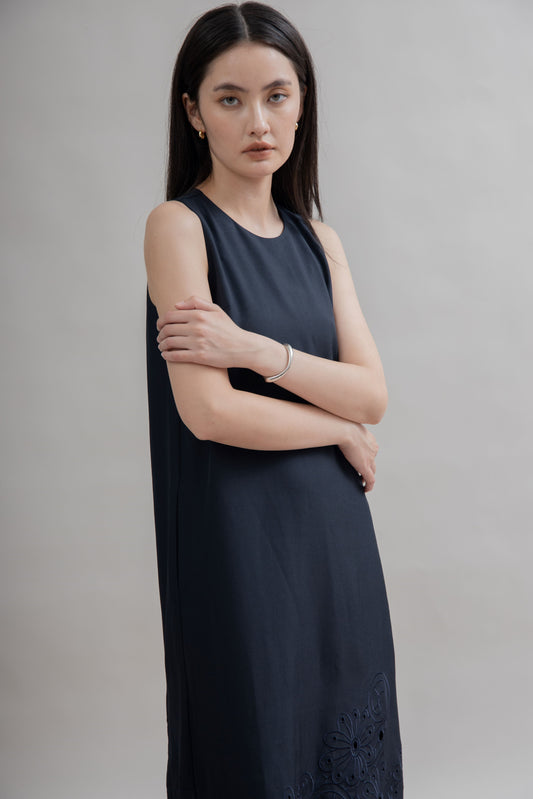 Zen Flow Bangle (Silver)