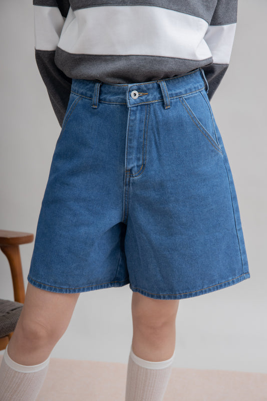 Simple Mid Length Shorts (Denim)