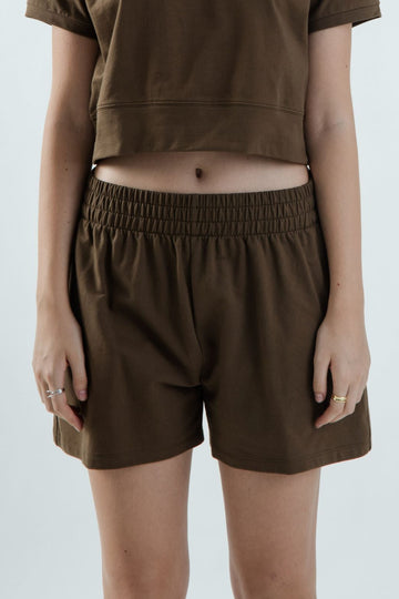 Elastic Waist Cotton Wide Leg Shorts (Dark Brown)