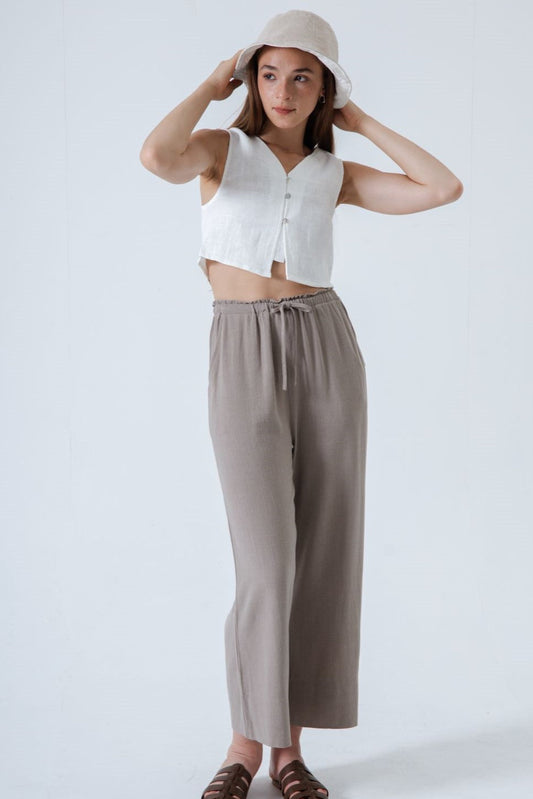 V-neck Button Down Sleeveless Linen Top (White)