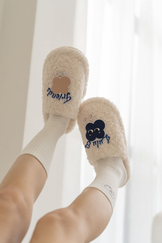 LULU Furry Indoor Slides (Ivory)
