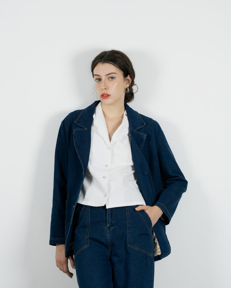 Scallop Notch Collar Shirt (White)