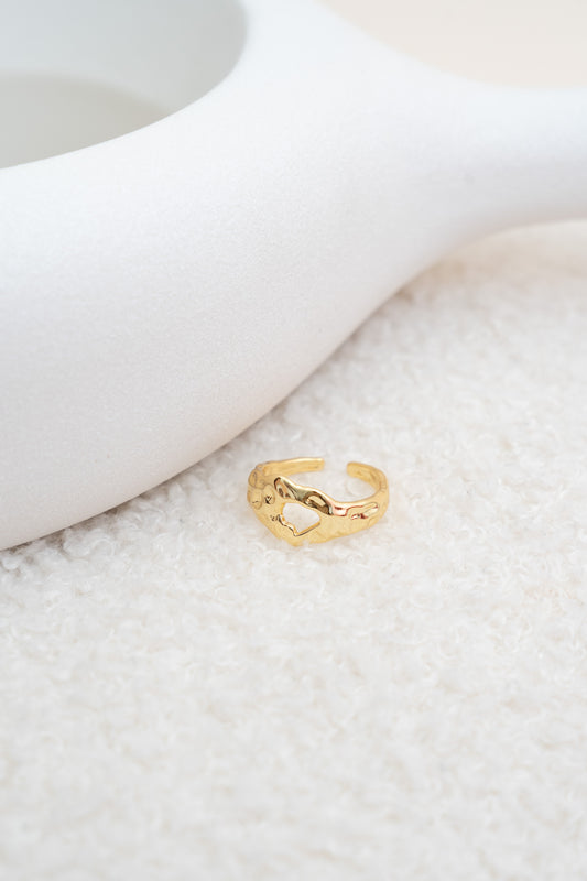 Contoured Cut-Out Ring (Gold)