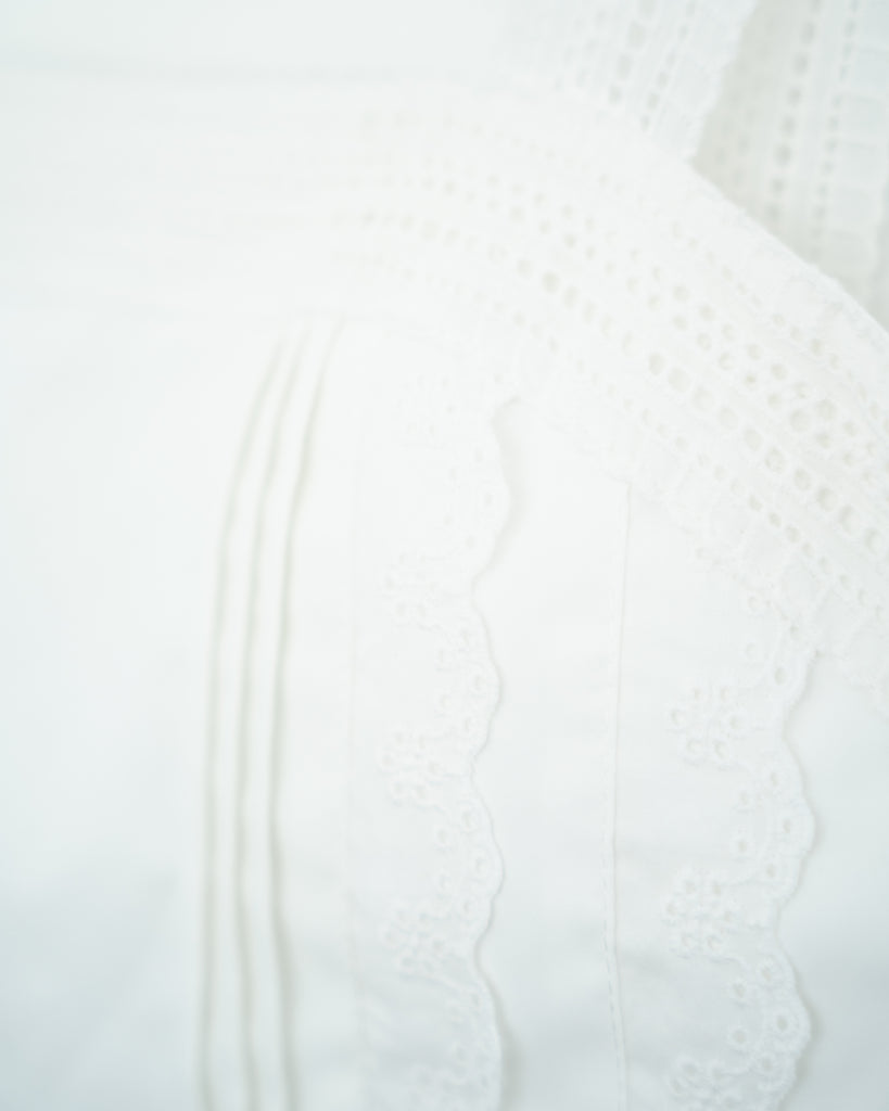 Eco Lace Sleeveless Crop Tank Top (White)