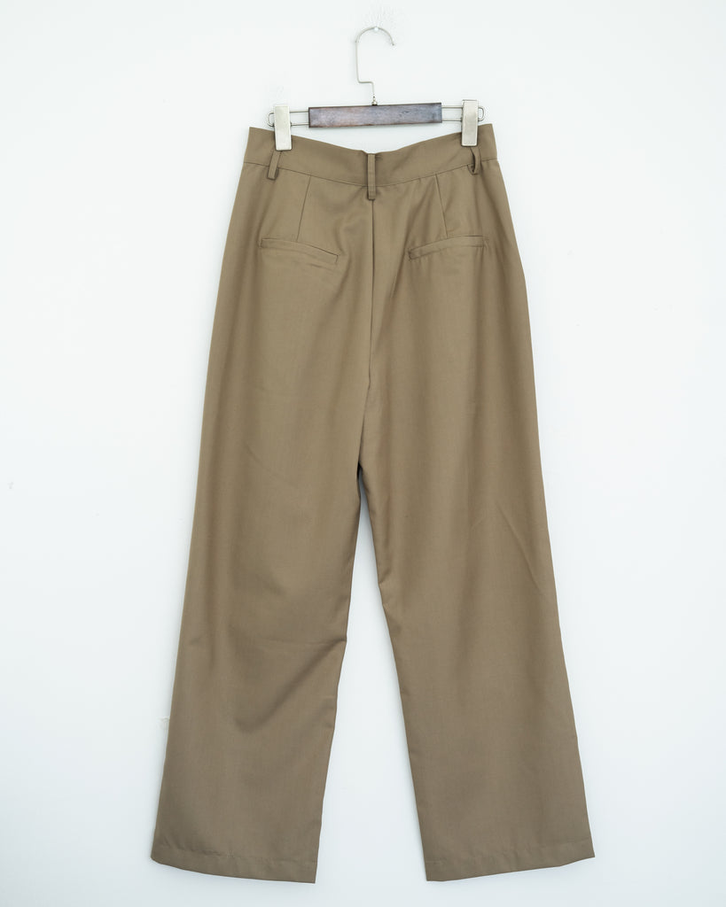 High Waist Pleated Trousers (Khaki)