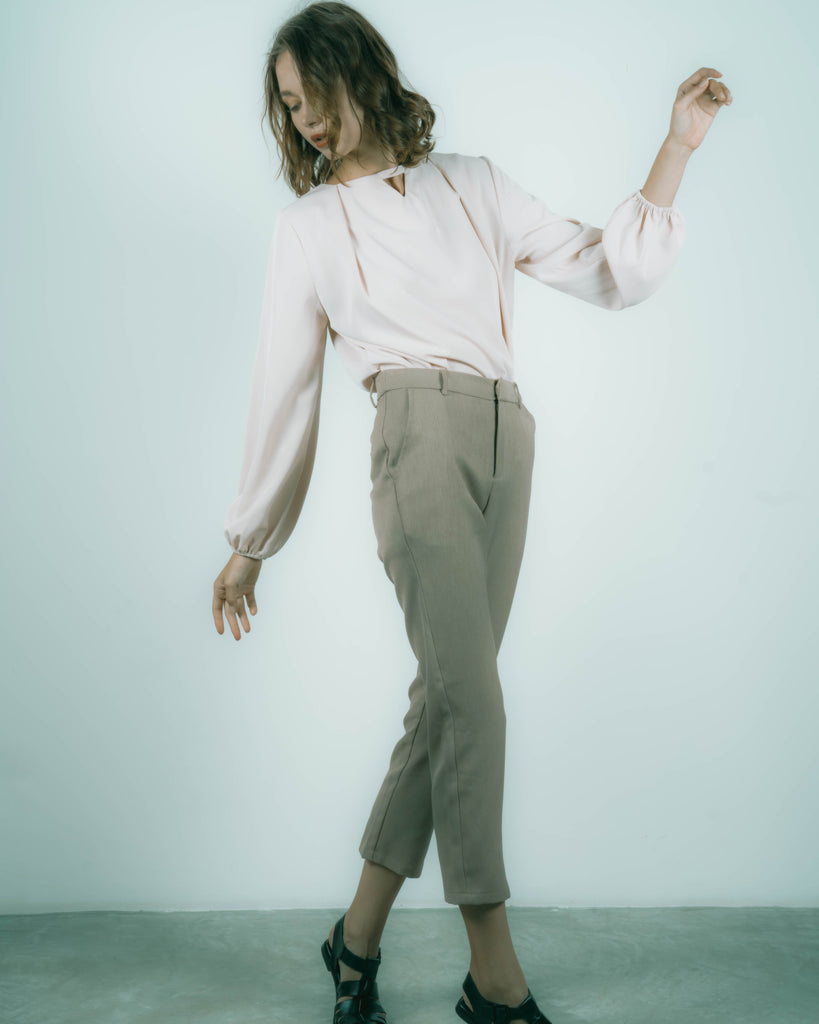 Comfy Pleated Two-Way Blouse (Bone)