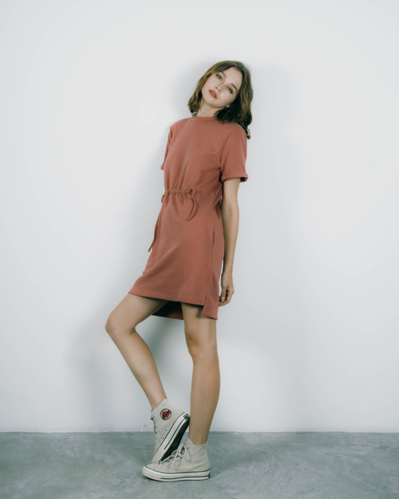 Front Drawstring Tee Dress (Brick)