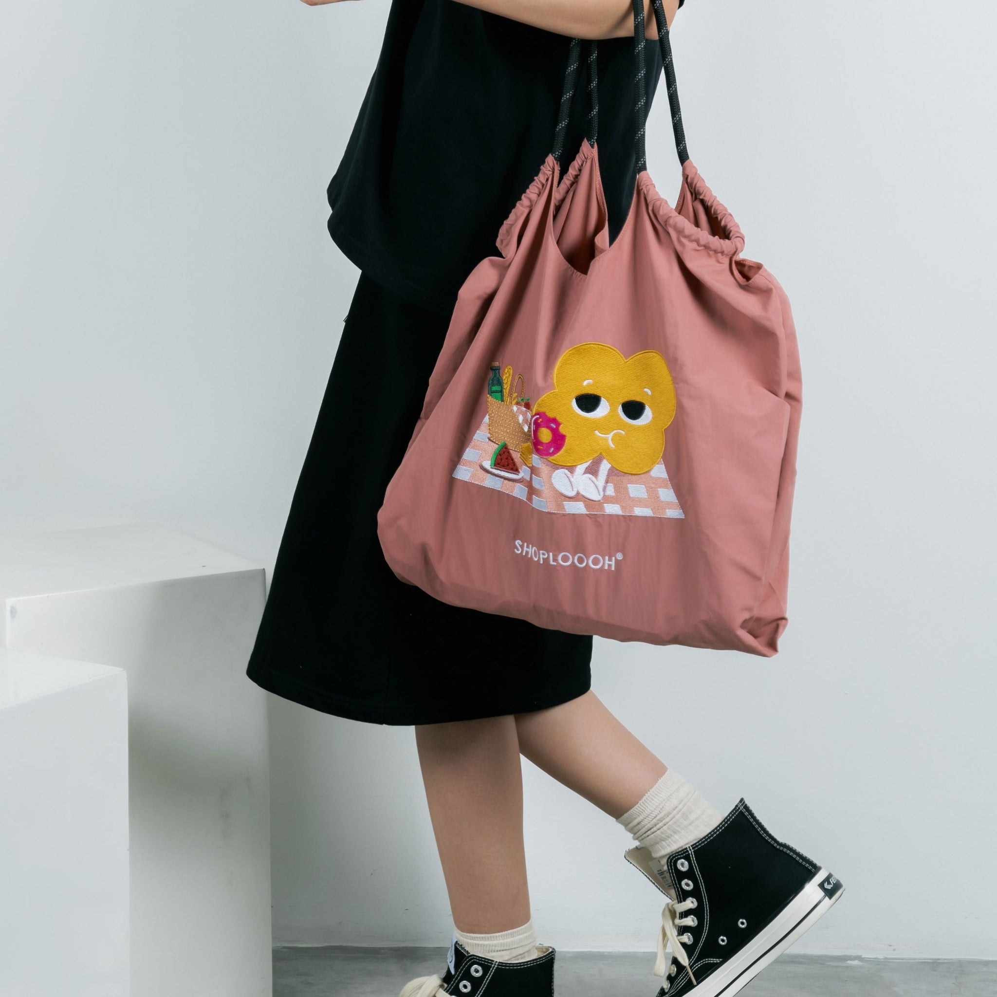 LULU Embroidery Bag (Dusty Pink)