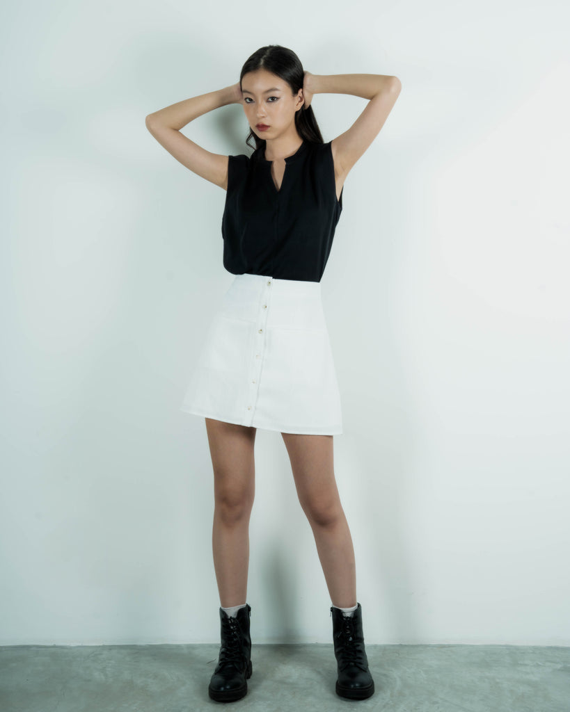 V Neck Sleeveless Top