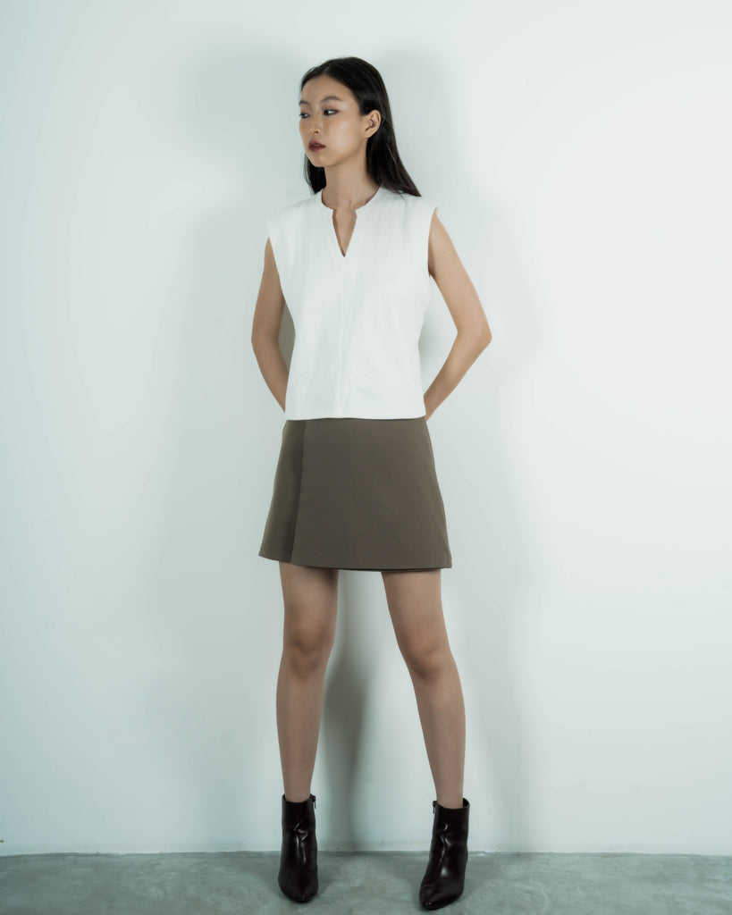 V Neck Sleeveless Top