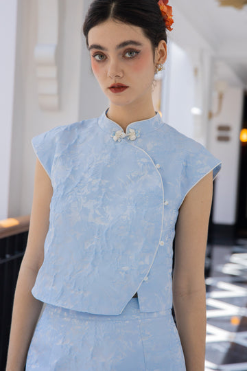 Spring Aura Embroidery Jade Button Cheongsam Top (Blue)