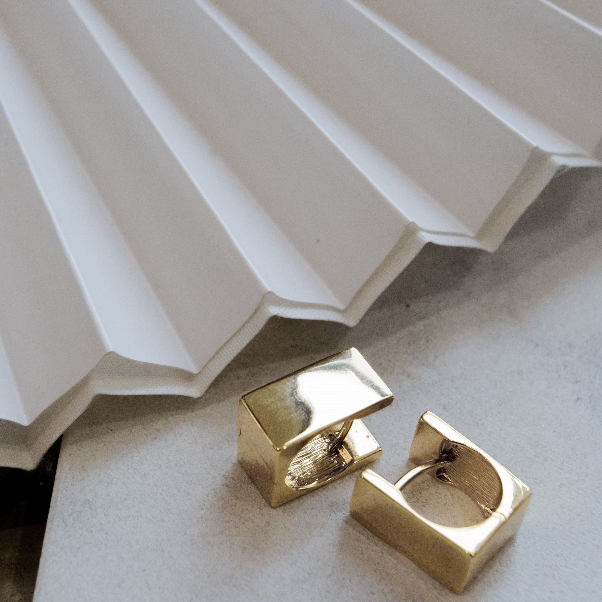 Pure Square Earrings (Gold)