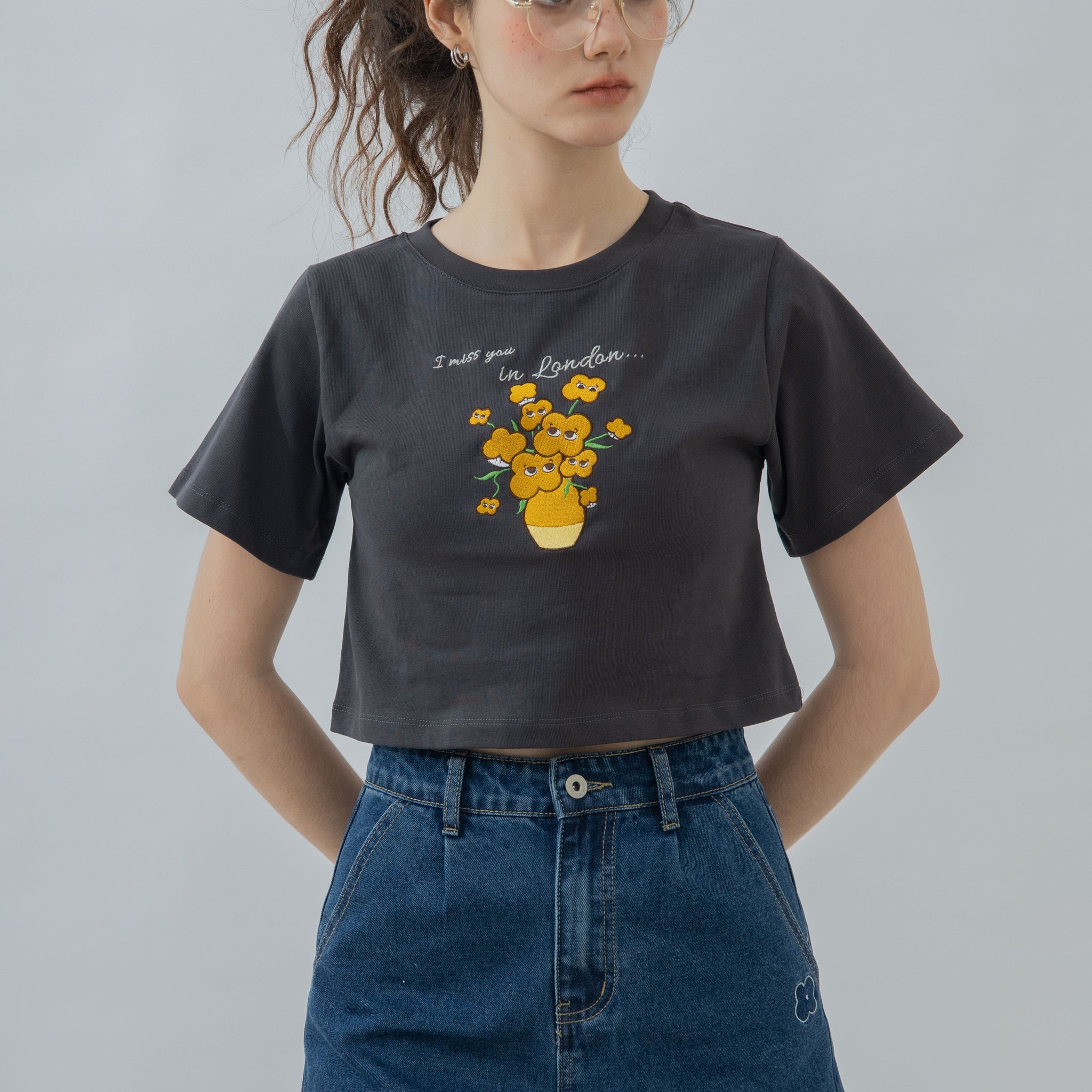 LULU Flower In A Vase Embroidery Crop Tee (Dark Grey)