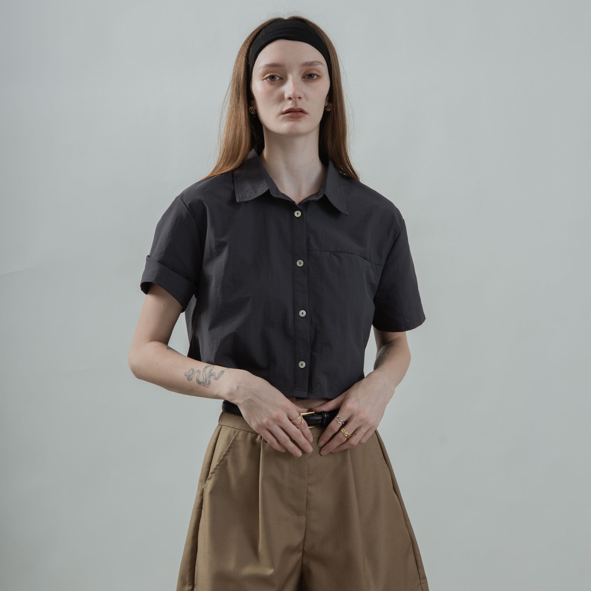 Box Cut Crinkle Cropped Shirt (Grey)