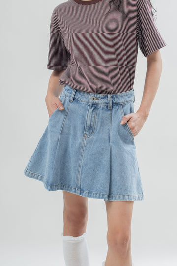 Double Pleat Denim Flare Skirt (Washed Denim)