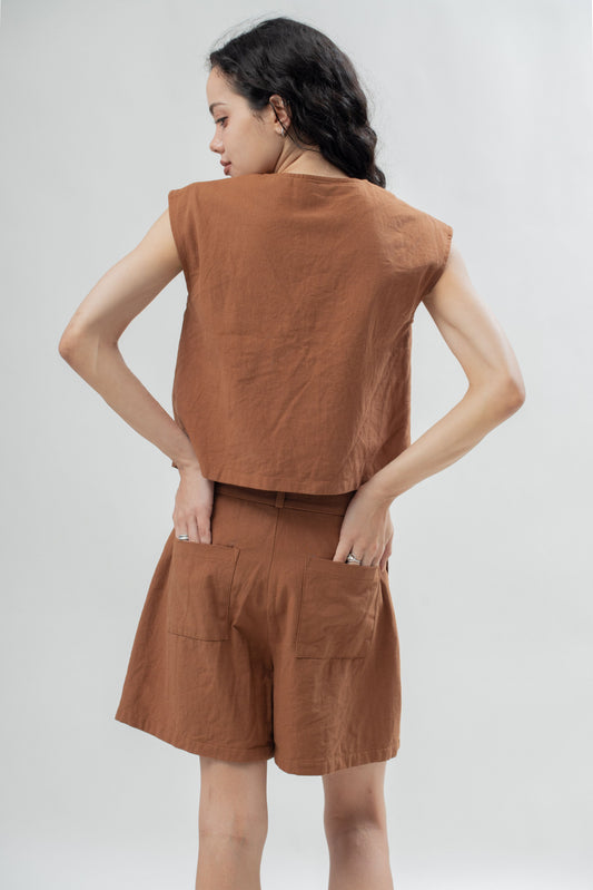Diagonal Cut Button Sleeveless Top (Brown)
