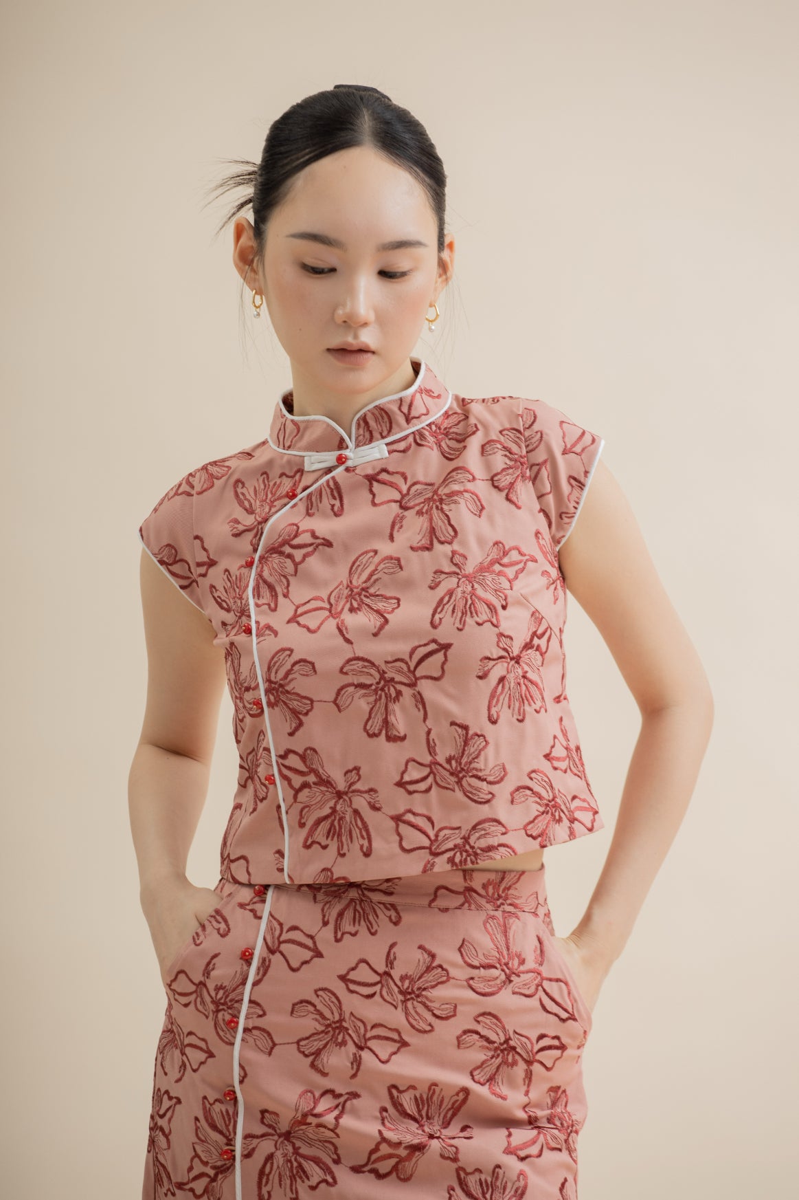 LingHua Embroidery Cheongsam Cap Sleeve Top (Pink)