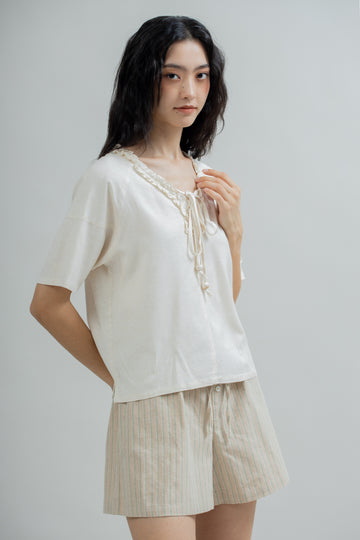Sierra Ruffled V Neck Blouse (Bone)