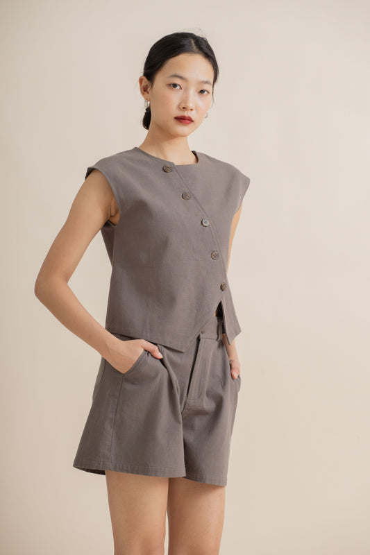 Dual Button Wide Leg Shorts (Grey)