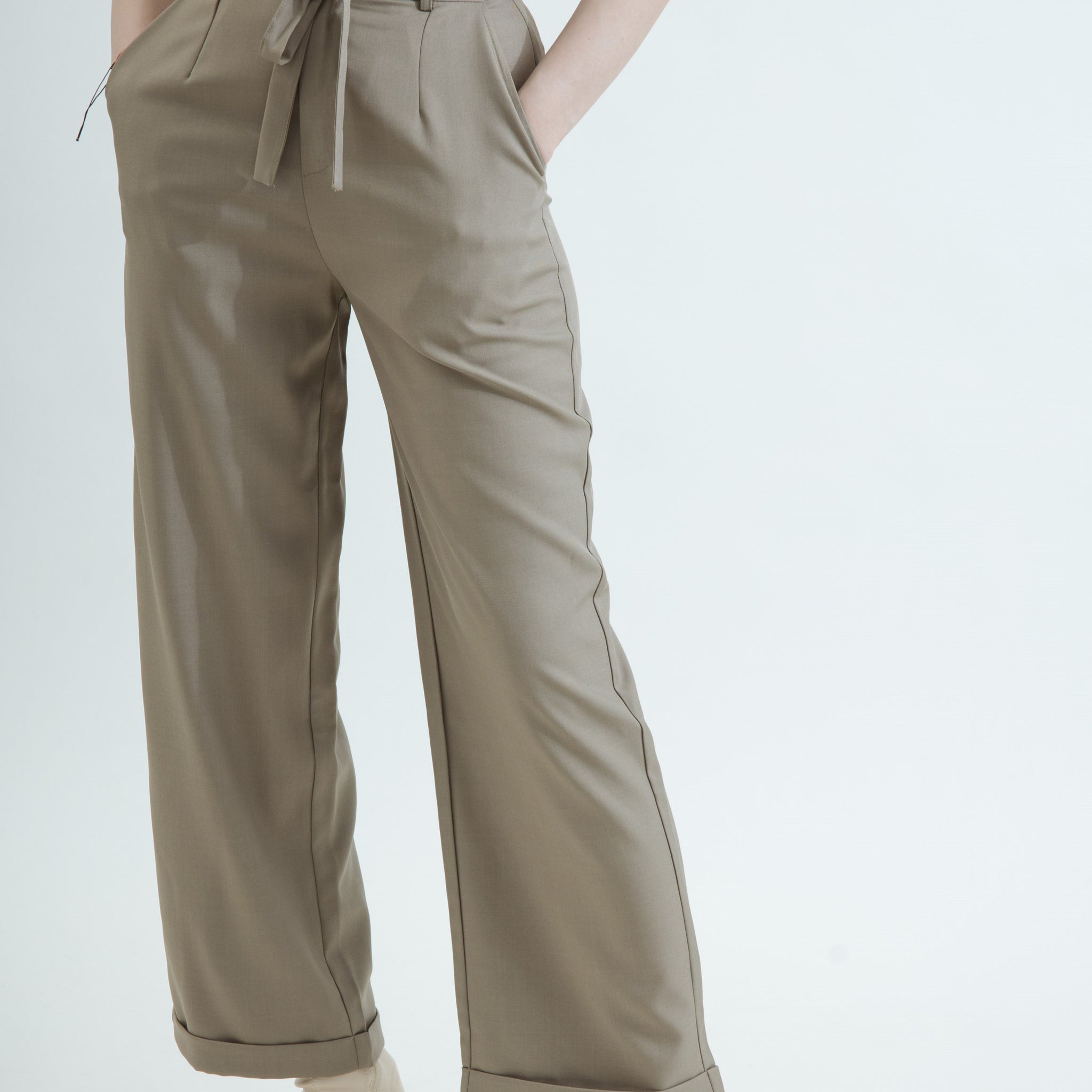 Belted Straight Cut Trousers (Khaki)