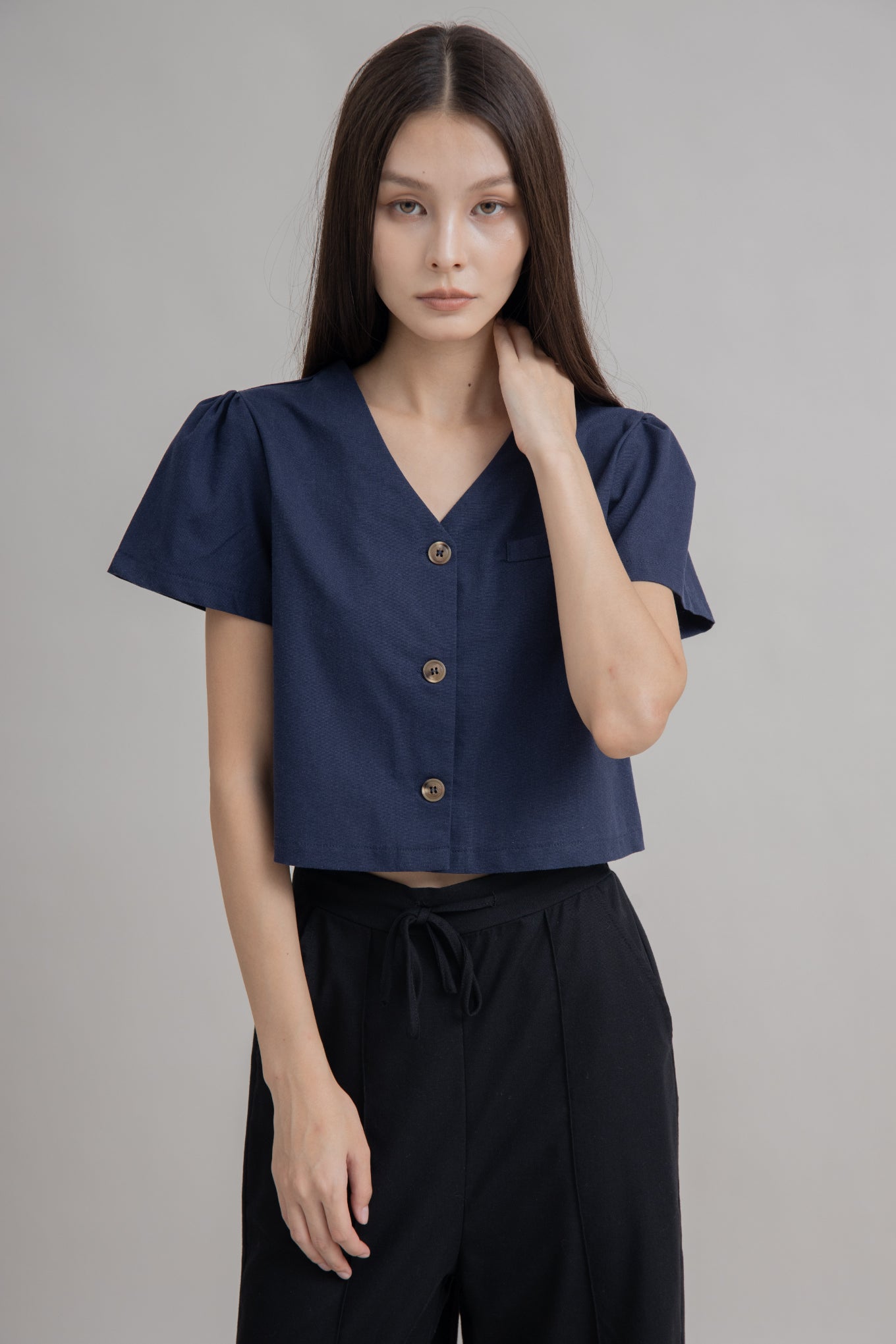 Rhea V-Neck Short Sleeve Top (Navy)