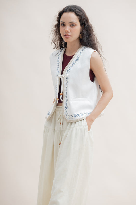 Folklore Double-Tie Embroidery Vest (Ivory)