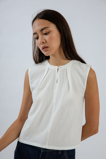 Round Pleated Neckline Sleeveless Top (Ivory)