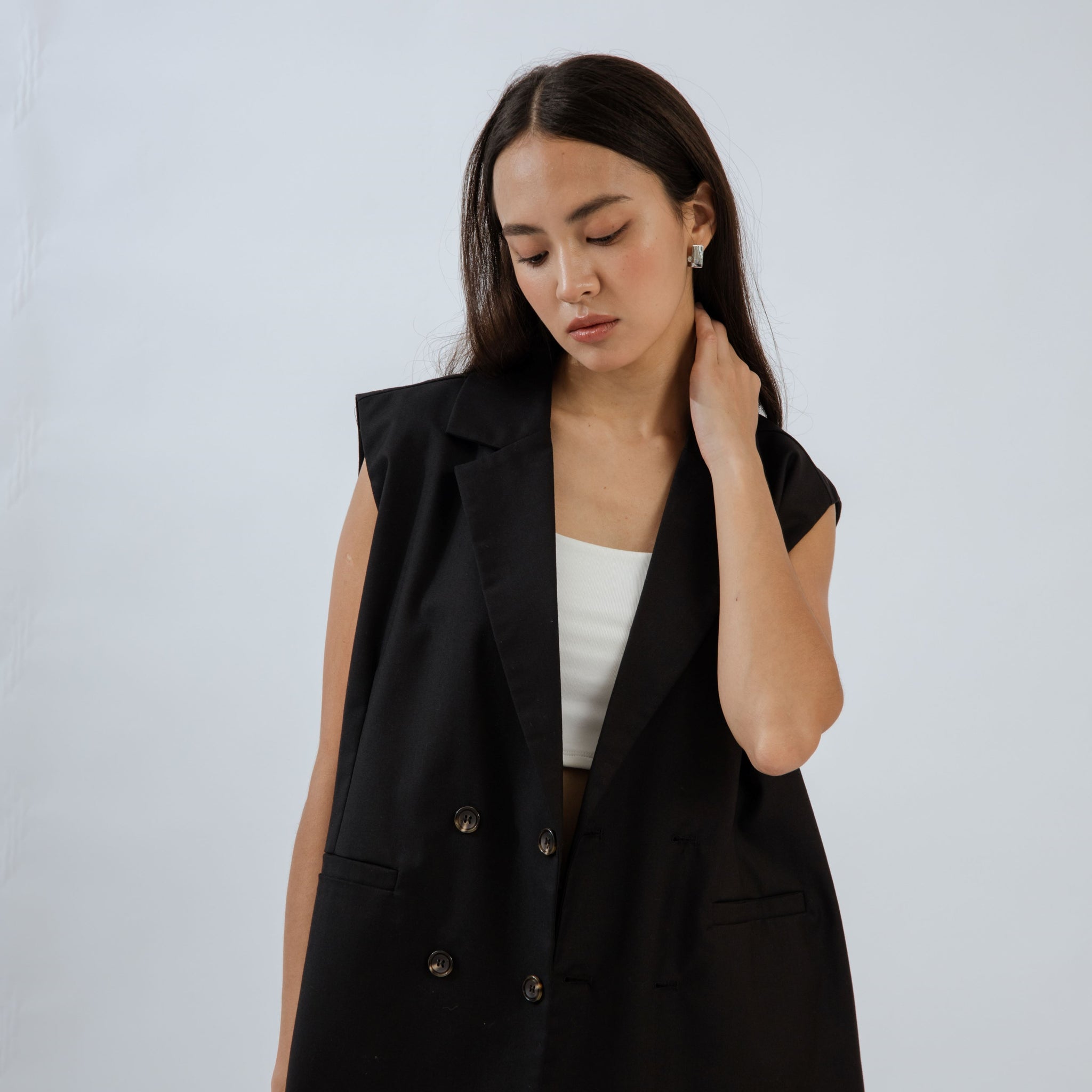 Greta Oversized Vest (Black)