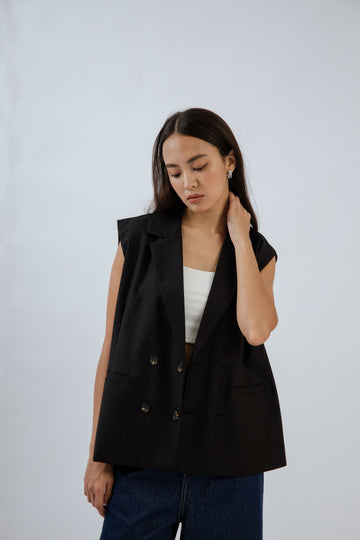 Greta Oversized Vest (Black)