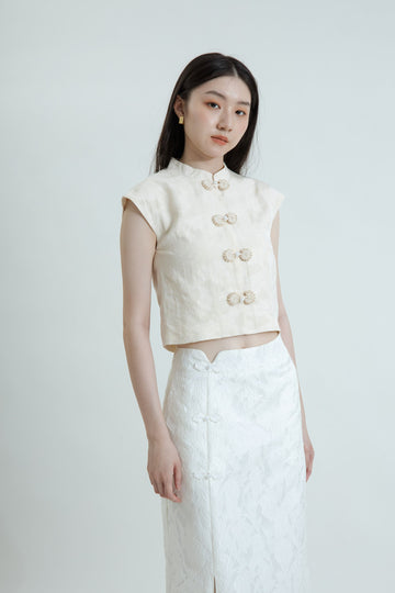 Sleeveless Bloom-Button Cheongsam Top (Beige)