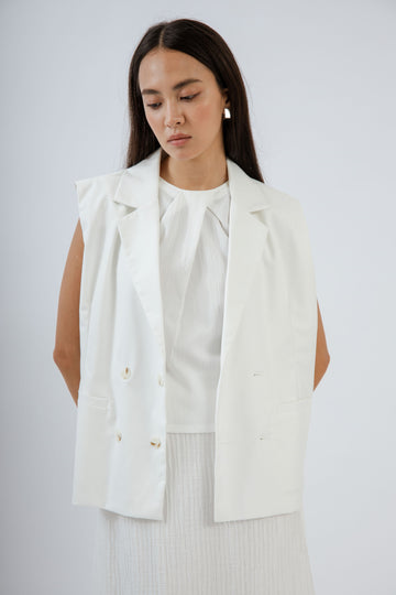 Greta Oversized Vest (White)