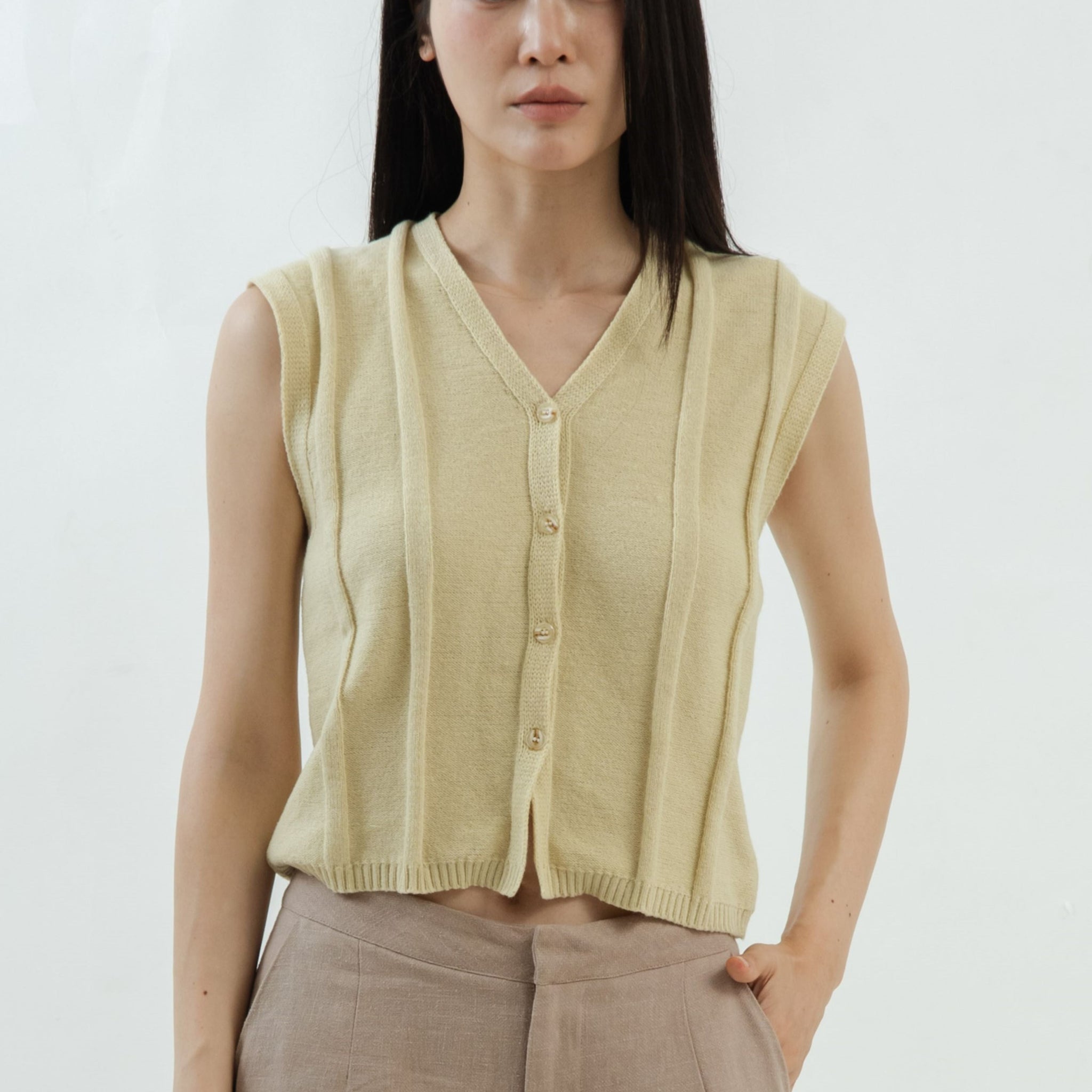 Sleeveless Rib-Knit Button Top (Avocado)