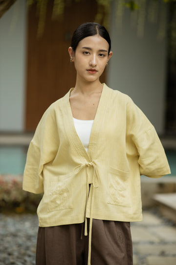 Kaze Pocket Embroidery Kimono (Sand)