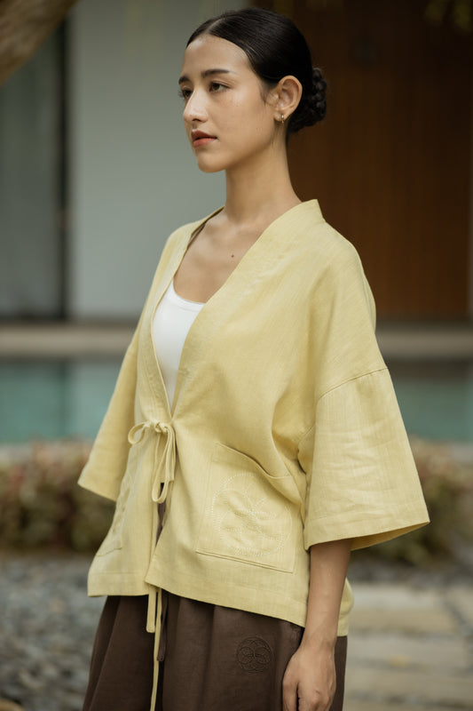 Kaze Pocket Embroidery Kimono (Sand)