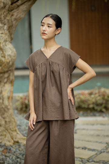 Gaia V-Neck Flare Top (Dark Brown)