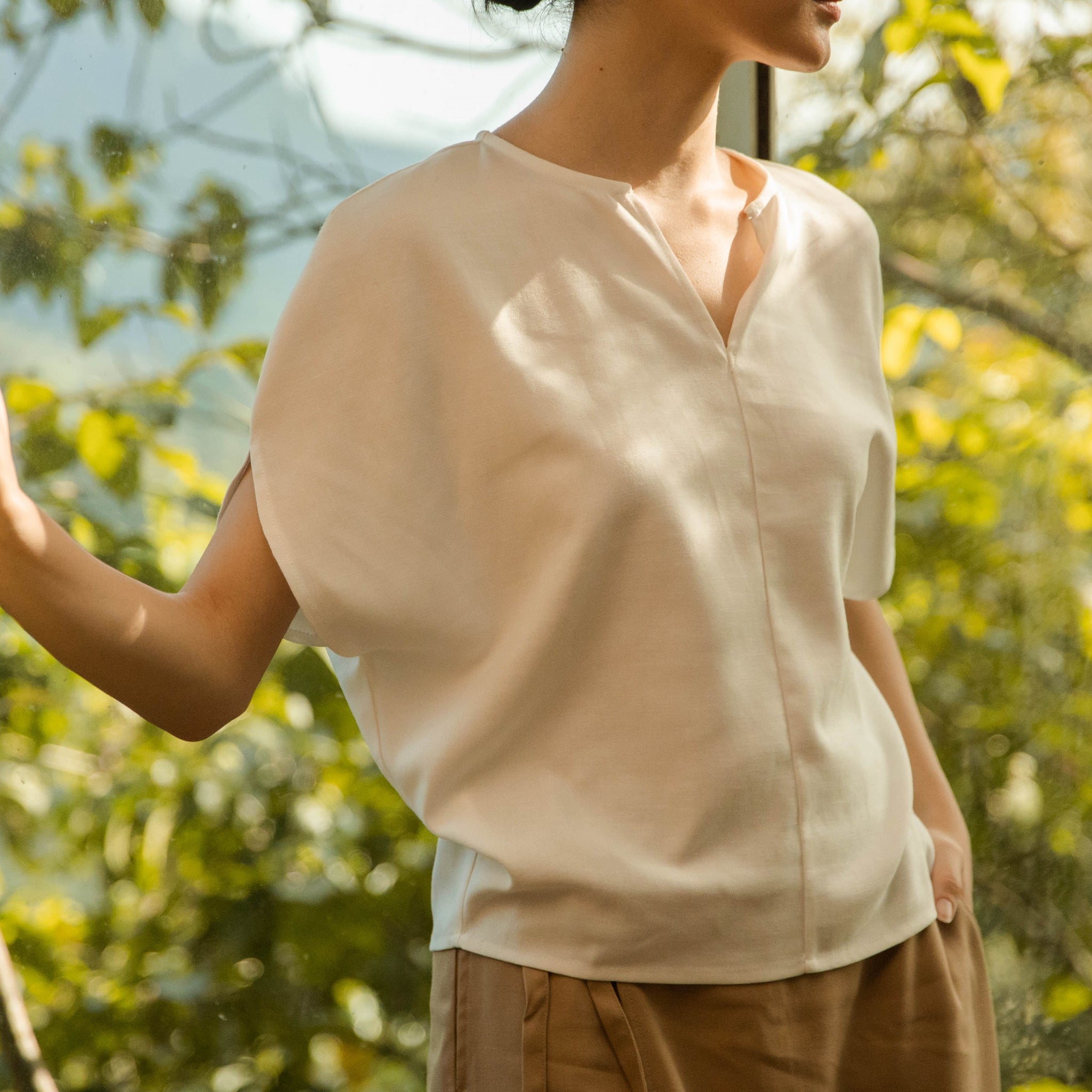 Hikari Round Cut Top (Ivory)