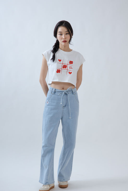 LULU and Love Tic Tac Toe Embroidery Sleeveless Top (White)