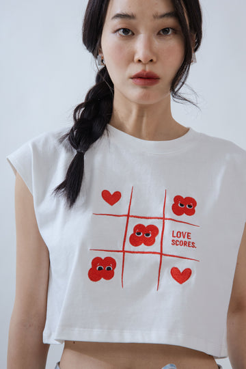 LULU and Love Tic Tac Toe Embroidery Sleeveless Top (White)
