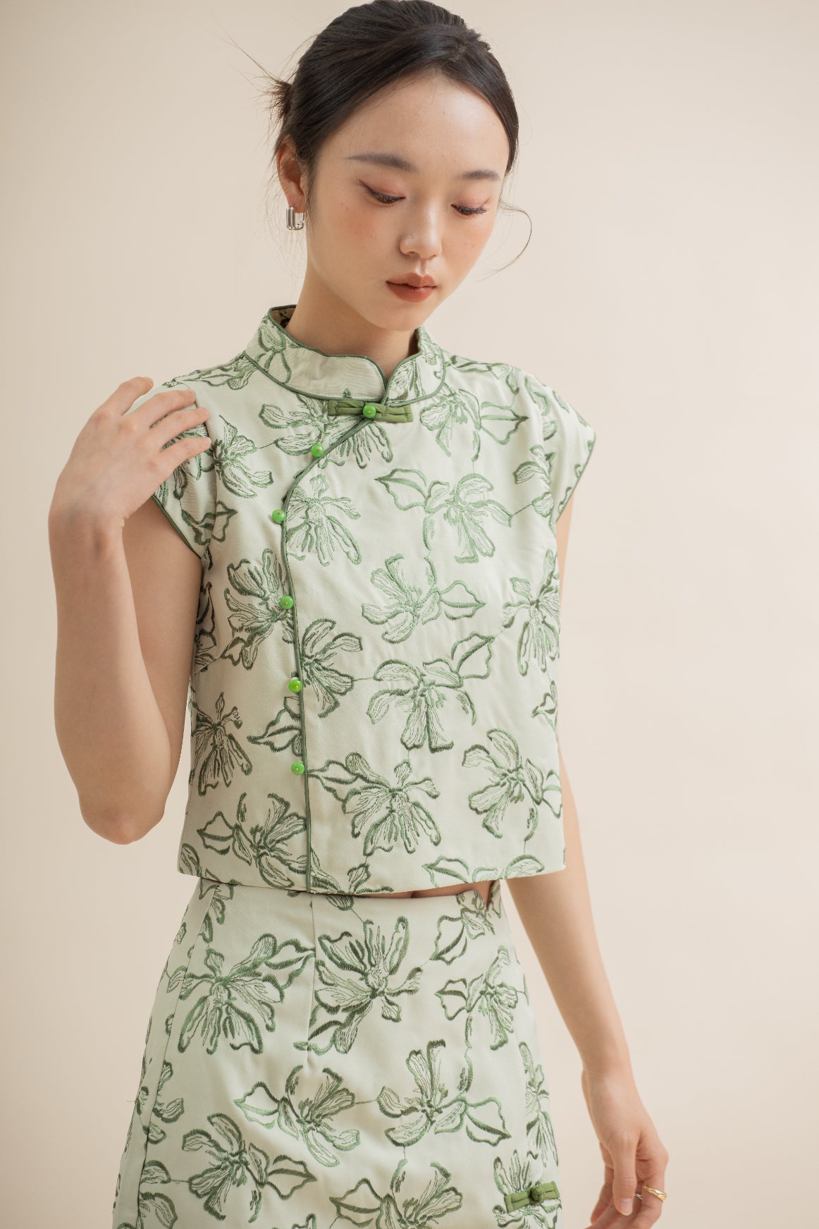 LingHua Embroidery Cheongsam Cap Sleeve Top (Green)