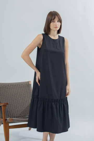Onyx Sleeveless Maxi Dress (Black)