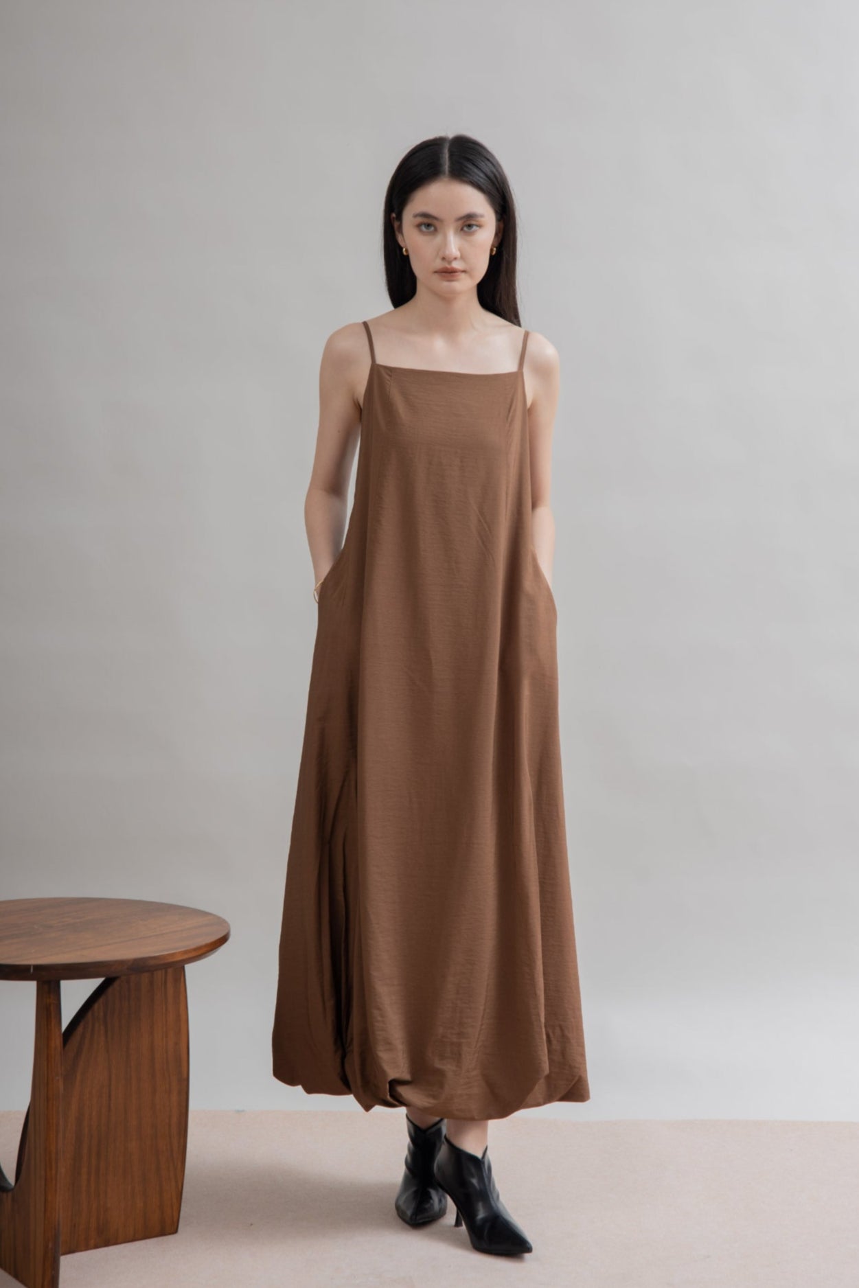 Strappy Balloon Dress (Brown)