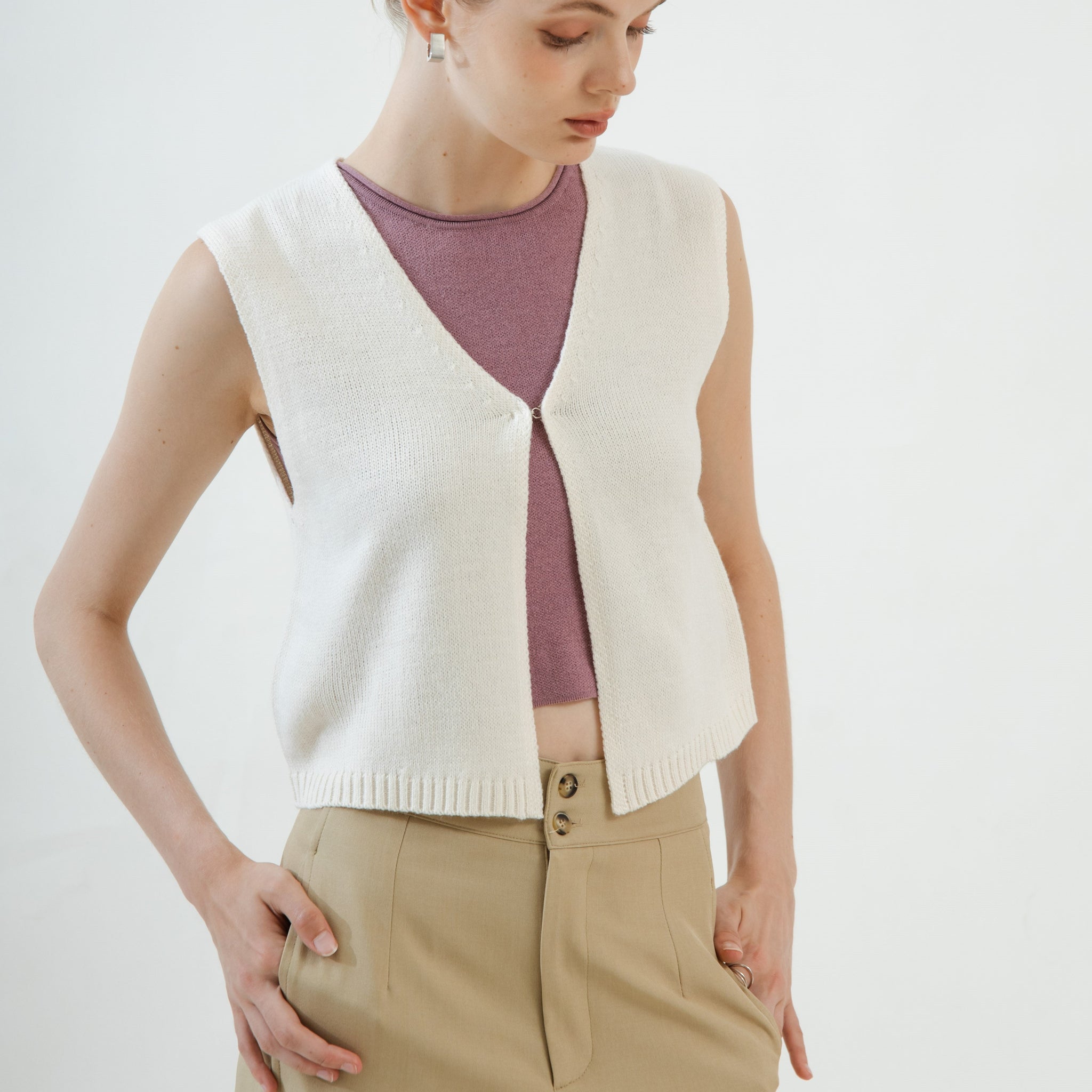 Open-Front Relaxed Knit Vest (Beige)