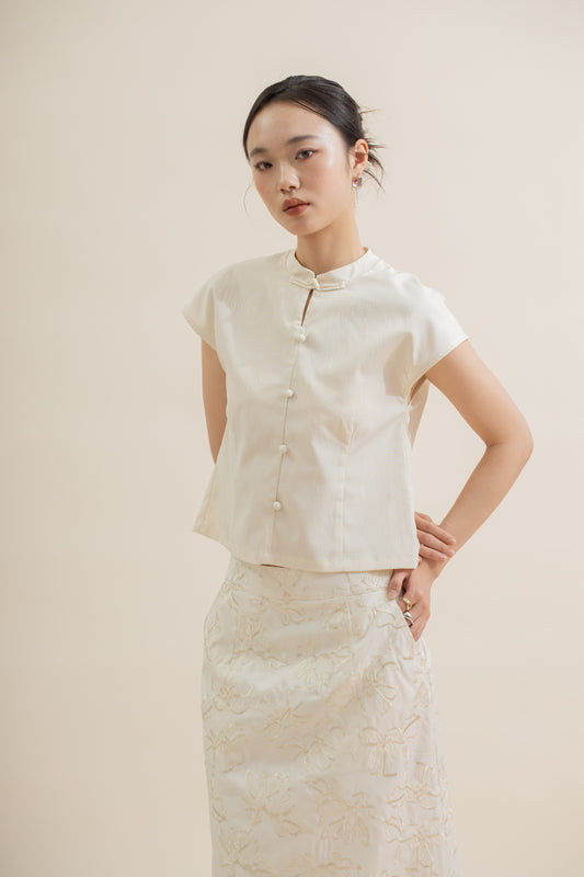 Textured Cap-Sleeve Cheongsam Top (Beige)