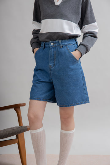 Simple Mid Length Shorts (Denim)