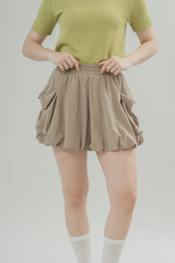 Chunky Pockets Puffy Shorts (Khaki Brown)