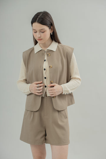 Marlow Front Pocket Vest (Khaki)