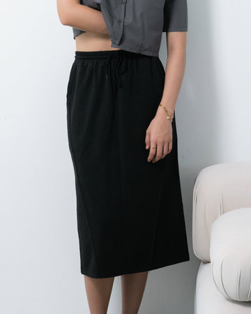 Cutline Pencil Midi Skirt (Black)