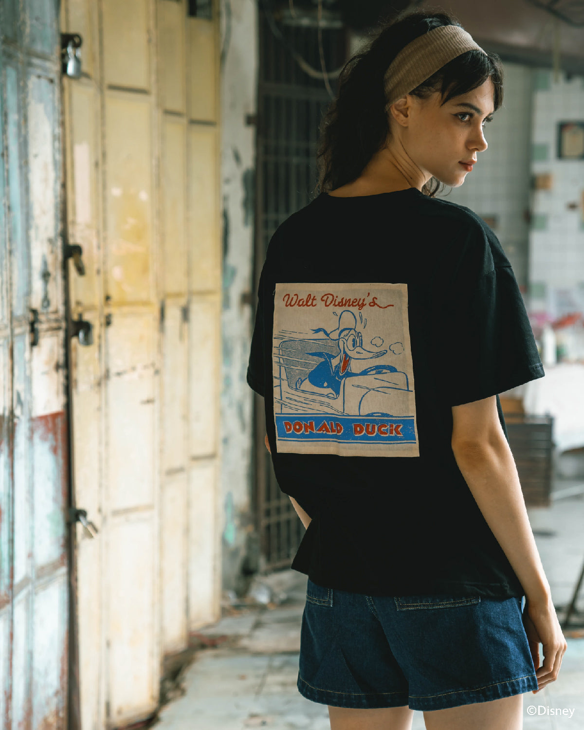 Vintage Donald Duck Oversized Tee (Black)