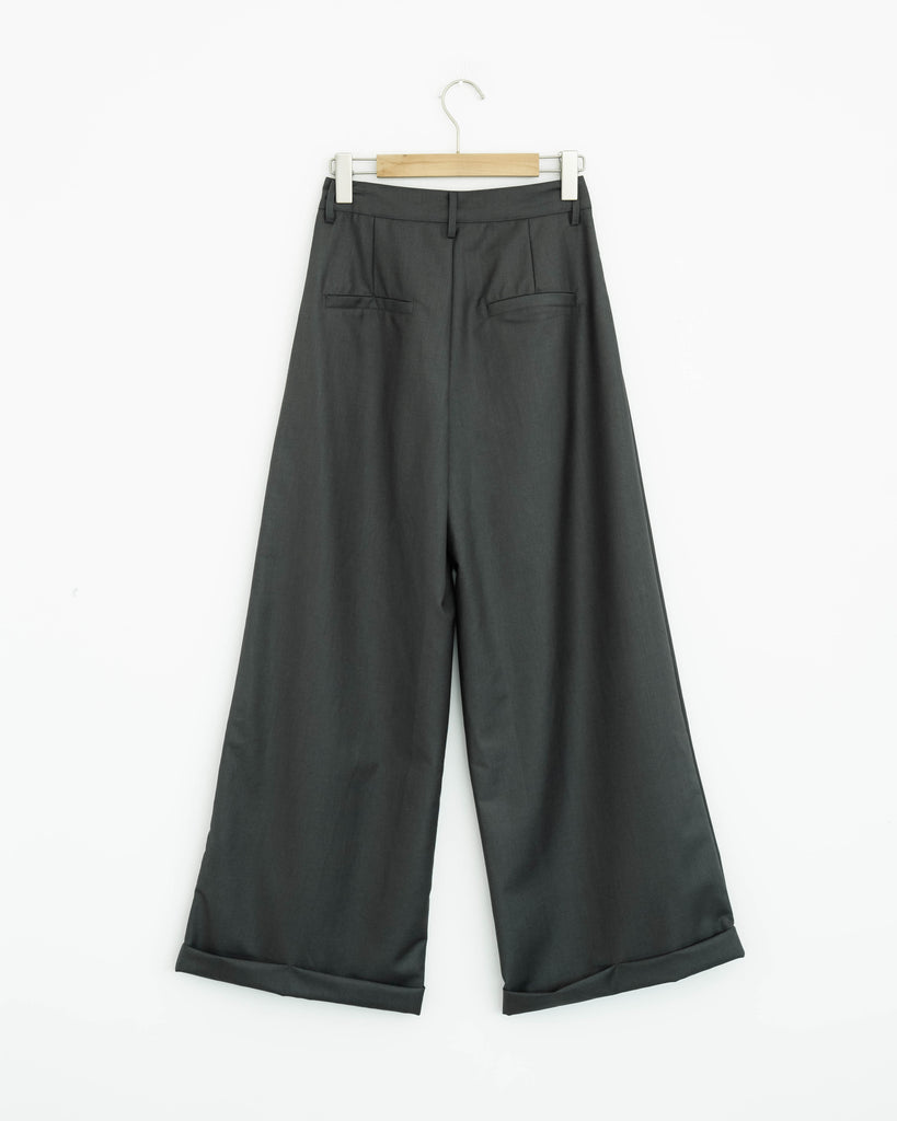 Folded Hem Straight Cut Trousers (Dark Grey)